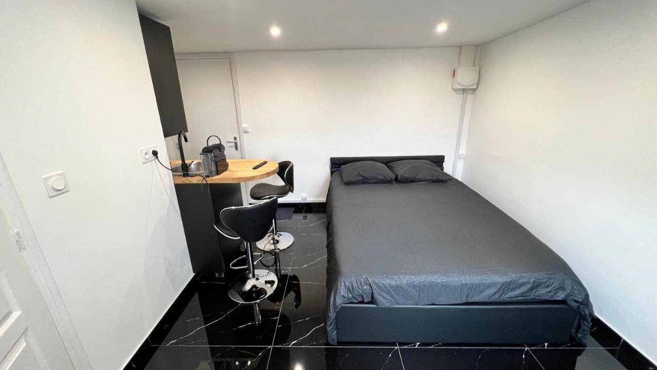 Bella Vita - Studio Tout Equipe - Tv Netflix - Centre Ville 100M- Gare 50M - Basilique 200M Lisieux Exterior foto